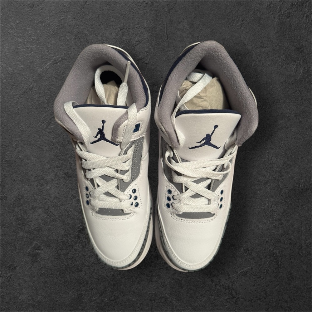 Air Jordan 3 Retro “Midnight Navy” (GS) – Brand New - Picture 4 of 7
